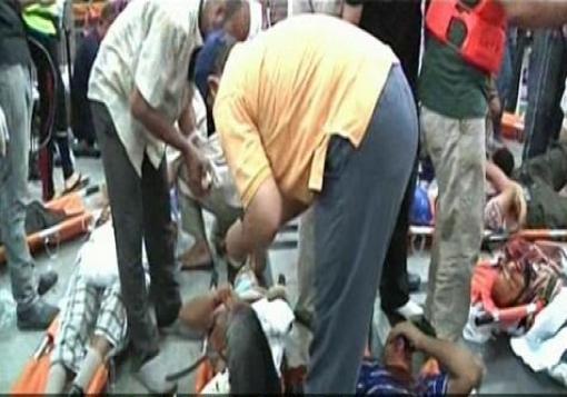 وسط نهر من الدماء : السلطات المصرية تسيطر على ميدان رابعة العدوية وتحرق المشفى الميداني