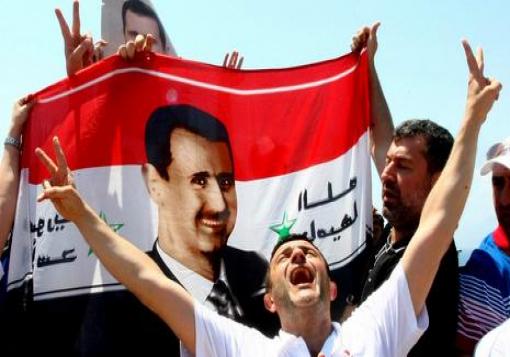 شبيحة الأسد يباركون قتل المدنيين بحلب ويدعون إلى المزيد من المجازر ؟؟؟