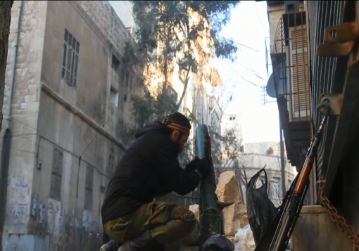 المعارك مستمرة في حلب , والثوار مصممون على دحر دولتي الأسد والبغدادي