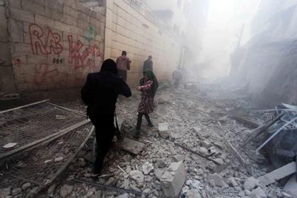 أكثر من عشرة شهداء في دوما بريف دمشق بالقصف الجوي