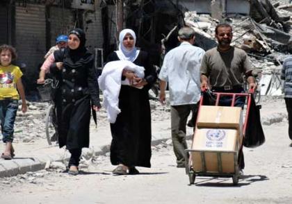 قصف بالبراميل المتفجرة على داريا والمعضمية محاصرة من جديد