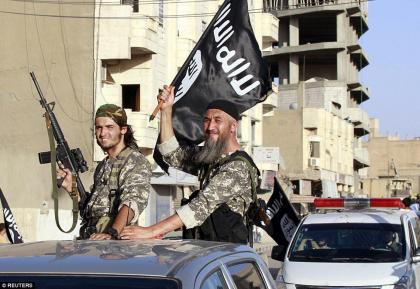 الناطق الرسمي باسم الجبهة الشامية ’’روسيا تساعد داعش في التمدد أكثر‘‘