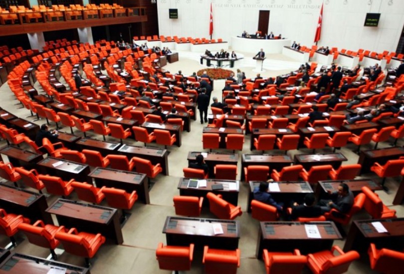 البرلمان التركي يناقش التحول للنظام الرئاسي