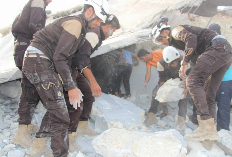 أكثر من 300 غارة جوية على ادلب وريف حماة خلفت عشرات الشهداء