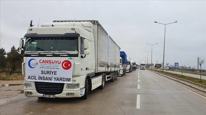 تتضمن ملابس شتوية ومواد غذائية.. تركيا ترسل مساعدات إلى إدلب