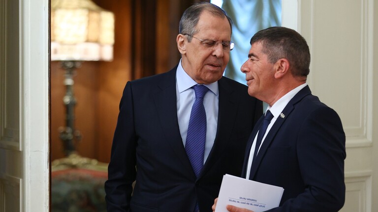 روسيا تبدي استعدادها للمشاركة بأي صيغة دولية واضحة للحل في سوريا