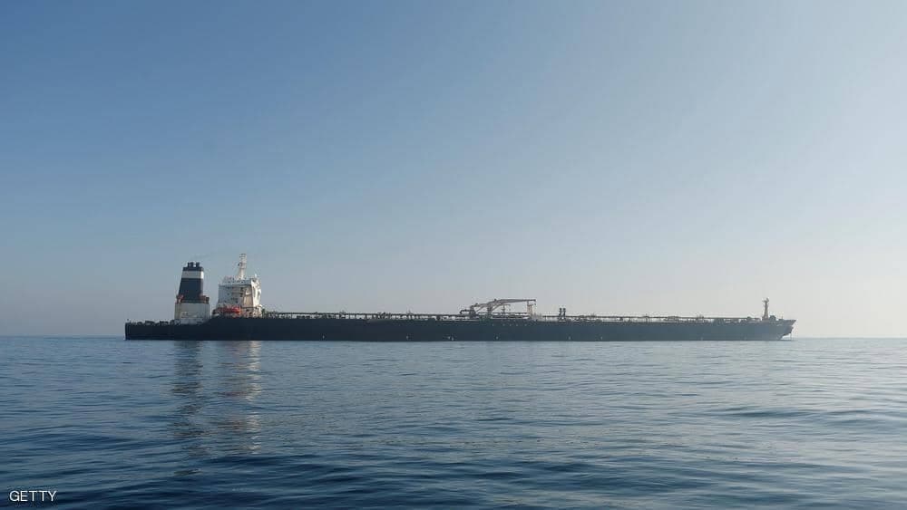 صحيفة إٍسرائيلية: ضربات البحرية الإسرائيلية كبَّدت إيران مليارات الدولارات