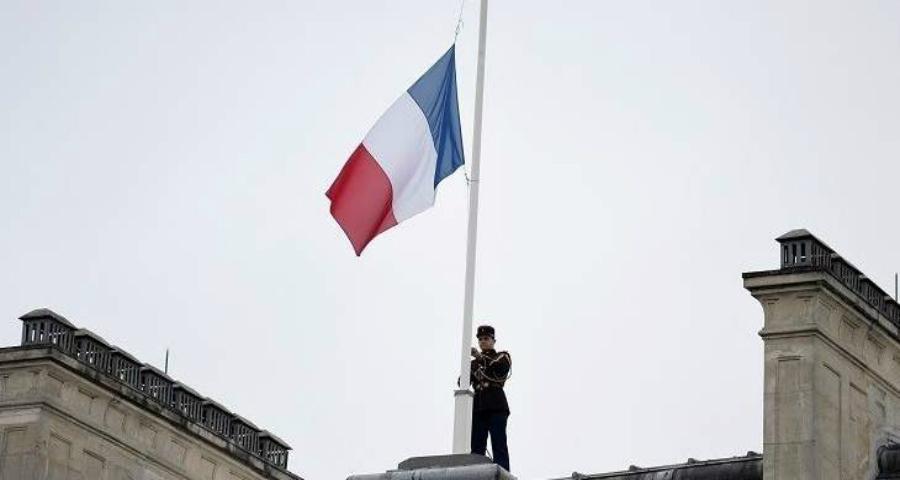 لسبب غير متوقع.. فرنسا ترفض منح الجنسية للاجئ سوري