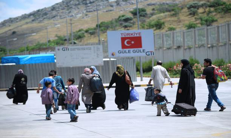 تركيا تحدد شرطها للسماح للاجئين المقيمين على أراضيها بالدخول إلى سوريا
