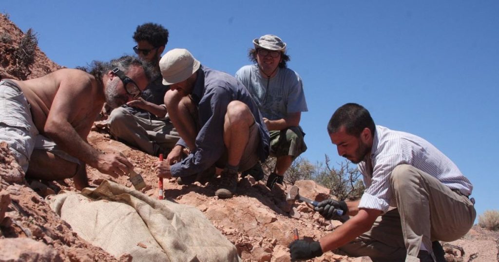 اكتشاف ديناصور صغير عمره 100 مليون عام