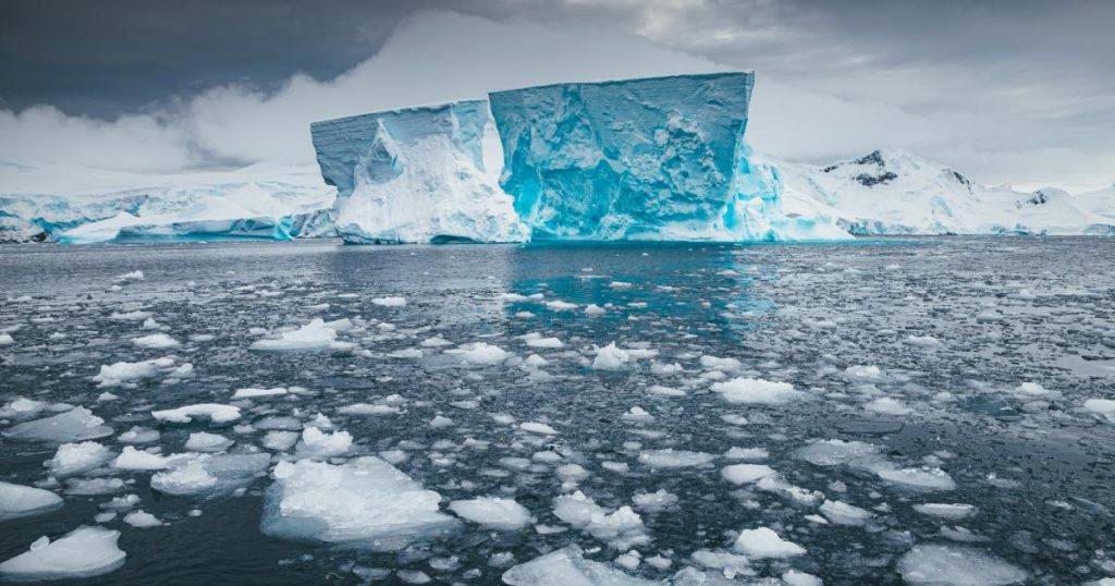 تغير المناخ يهدد أكبر طبقة جليدية في العالم