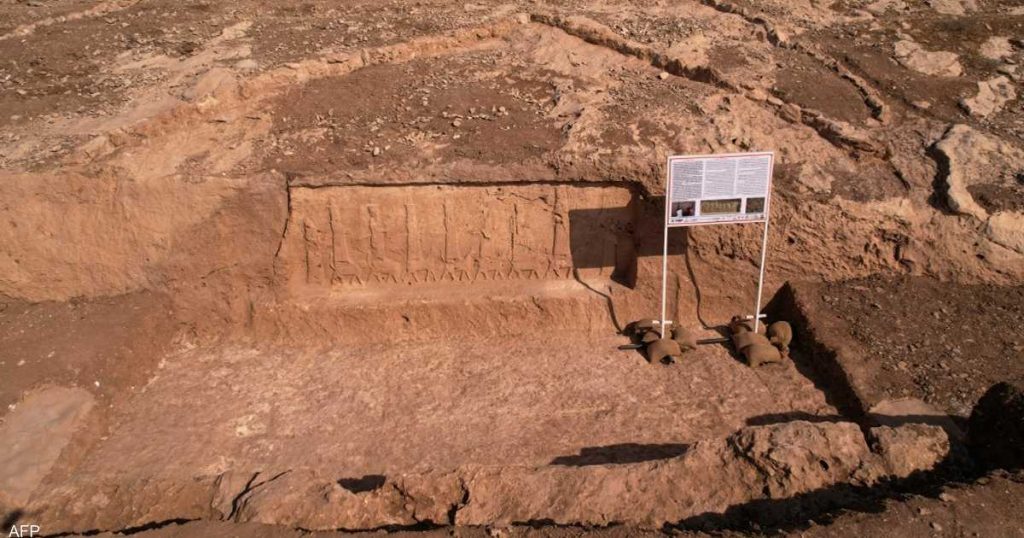 العراق.. الكشف عن حديقة أثرية تضم جداريات عمرها 2700 عام