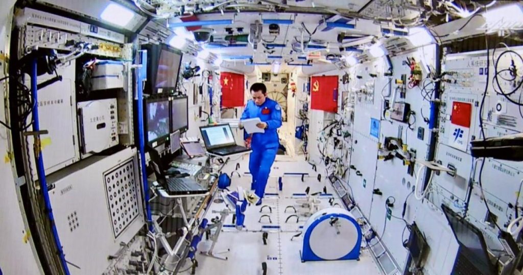 تشغيل محطة فضائية دائمة للصين يتحدى الريادة الأمريكية في الفضاء