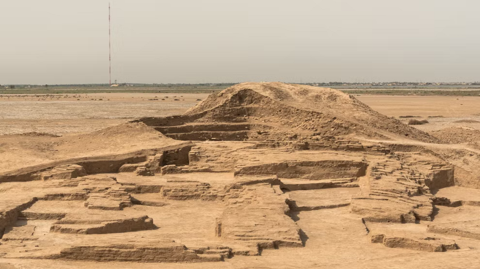 العراق.. اكتشاف معبد سومري وقصر ملكي عمره 4500 عام
