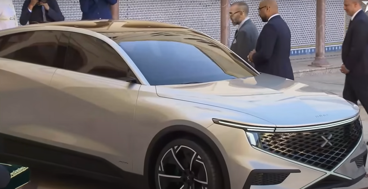 المغرب يكشف عن أول سيارة وطنية الصنع وعن نموذج مركبة تعمل بالهيدروجين!